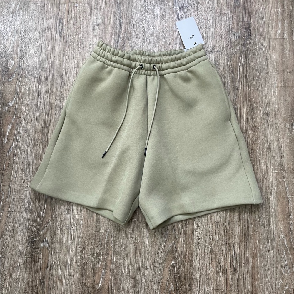 Nike Mens Tech Fleece Shorts Olive Green Sz XS FZ7574-276